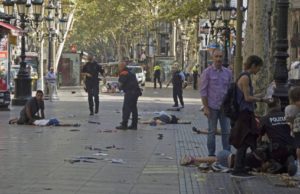 ¡Último minuto! Al menos 13 muertos en el atentado terrorista de Barcelona: fotos y videos